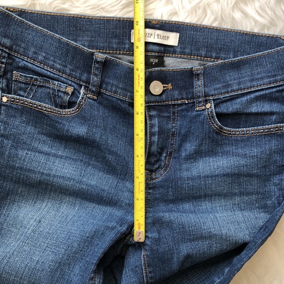 WHBM • NOIR Size 4 Cropped Denim Jeans - Picture 12 of 16